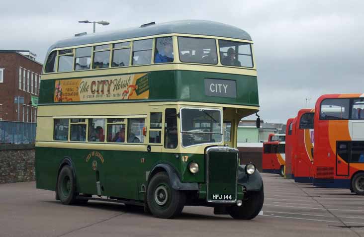 Exeter Corporation Leyland Titan PD2 17